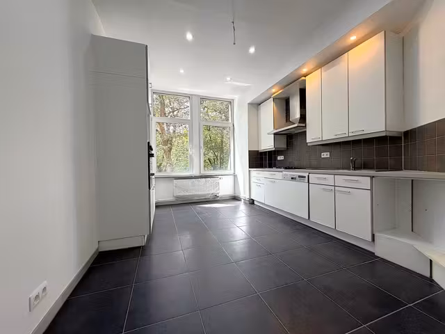 Superbe appartement rénové face au Parc Elisabeth - 10