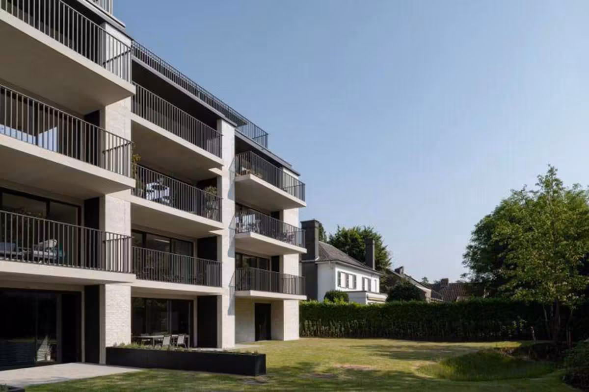 Appartement moderne à 2 chambres avec terrasse et parking - 18