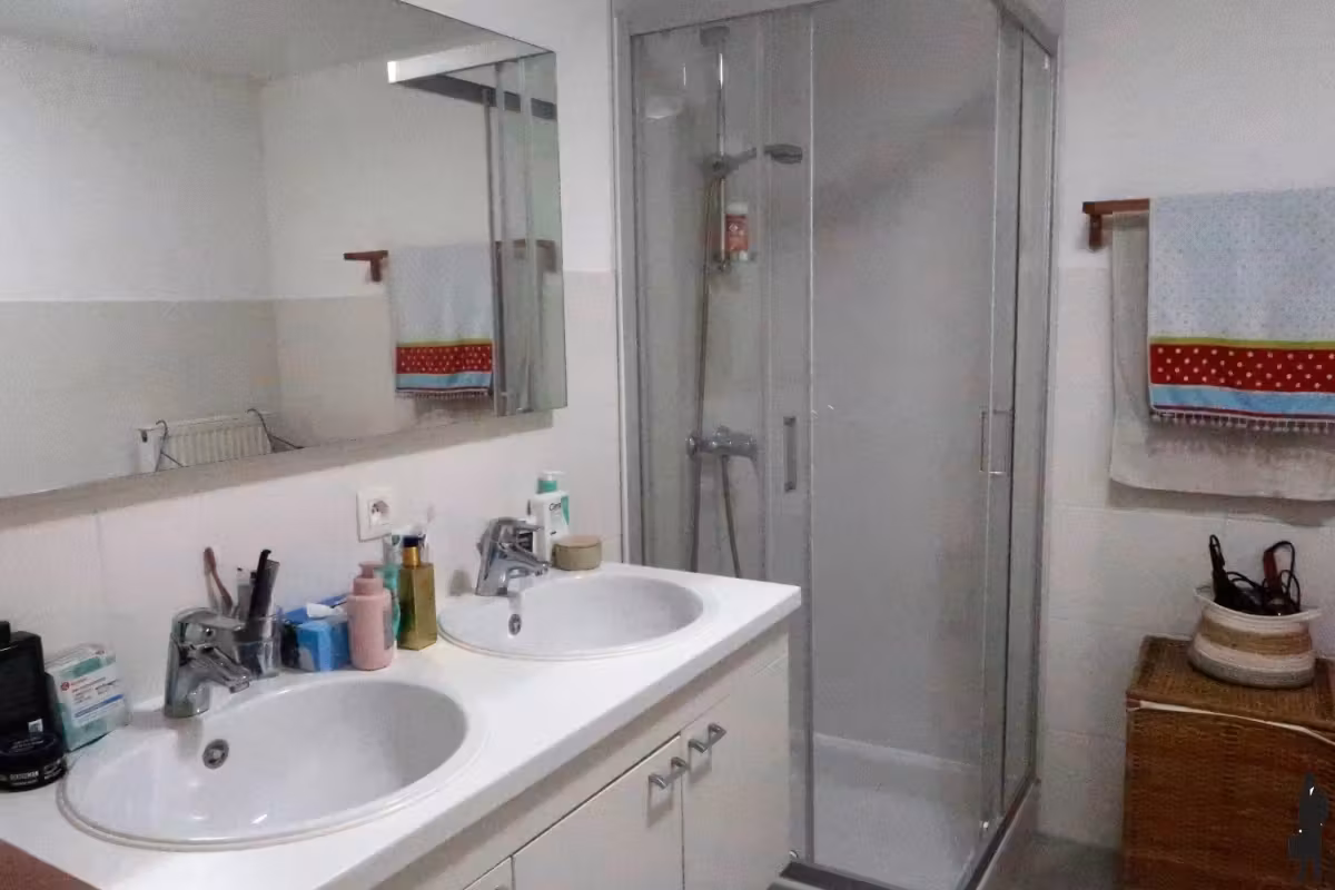 Prachtig twee-slaapkamerappartement met parking en terras - 8