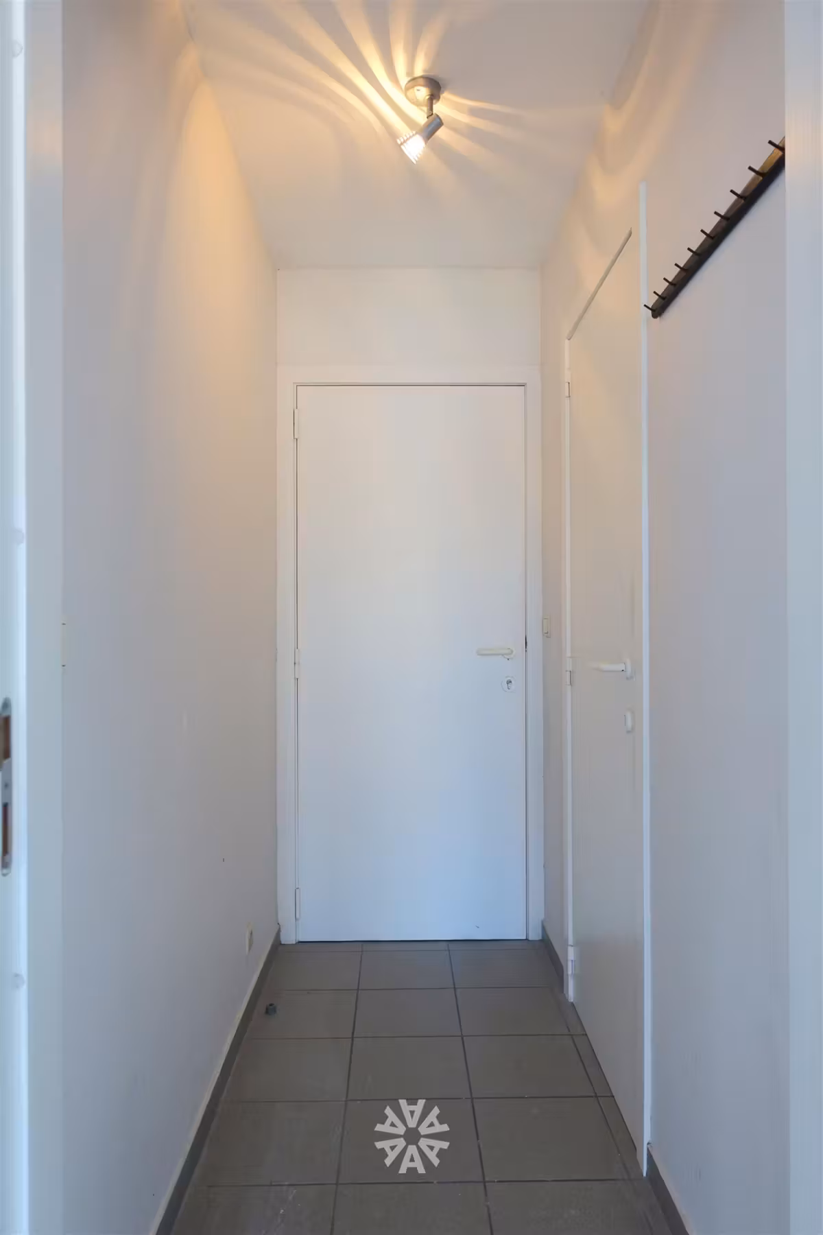 Centraal gelegen appartement met parkeerplaats te huur in Gent - 4