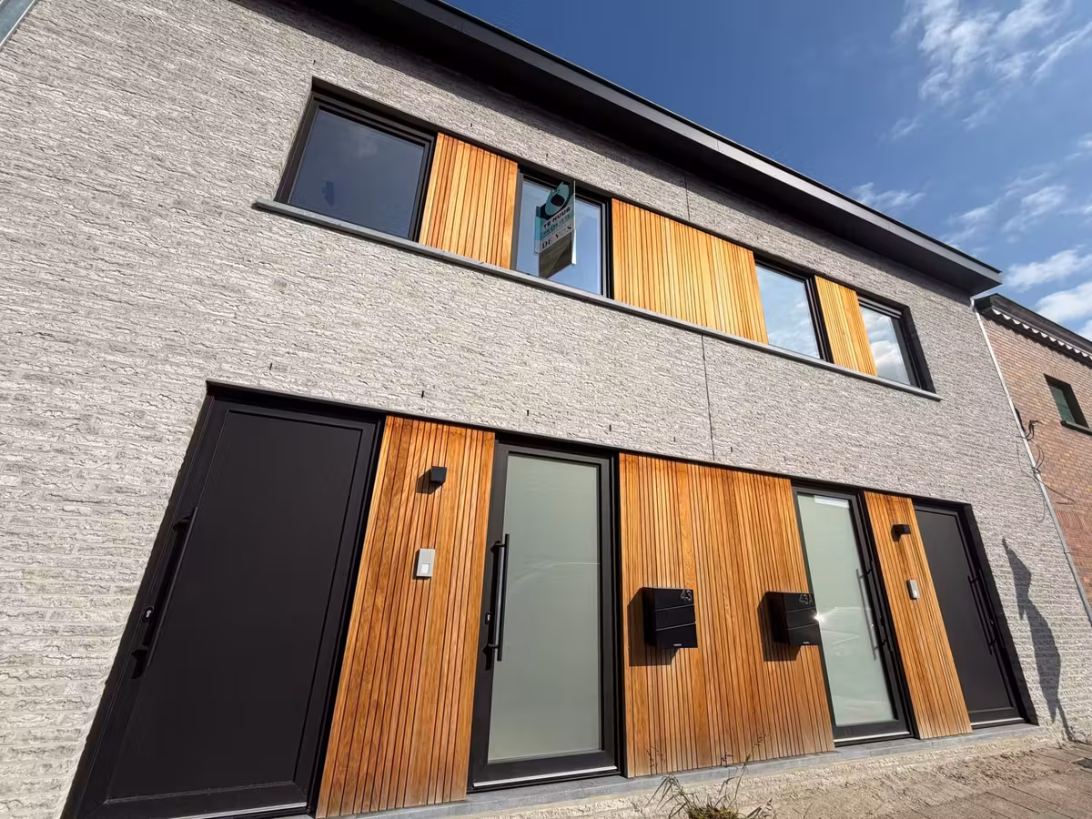 Modern new-build house with 4 bedrooms - 2