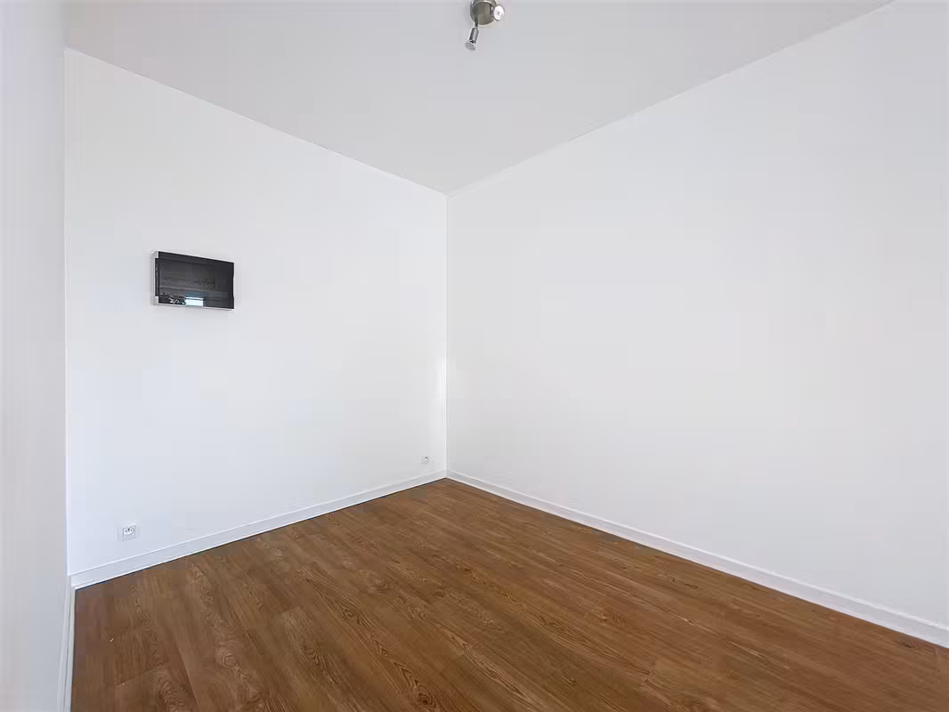 Studio rénové avec terrasse à Jette - 9