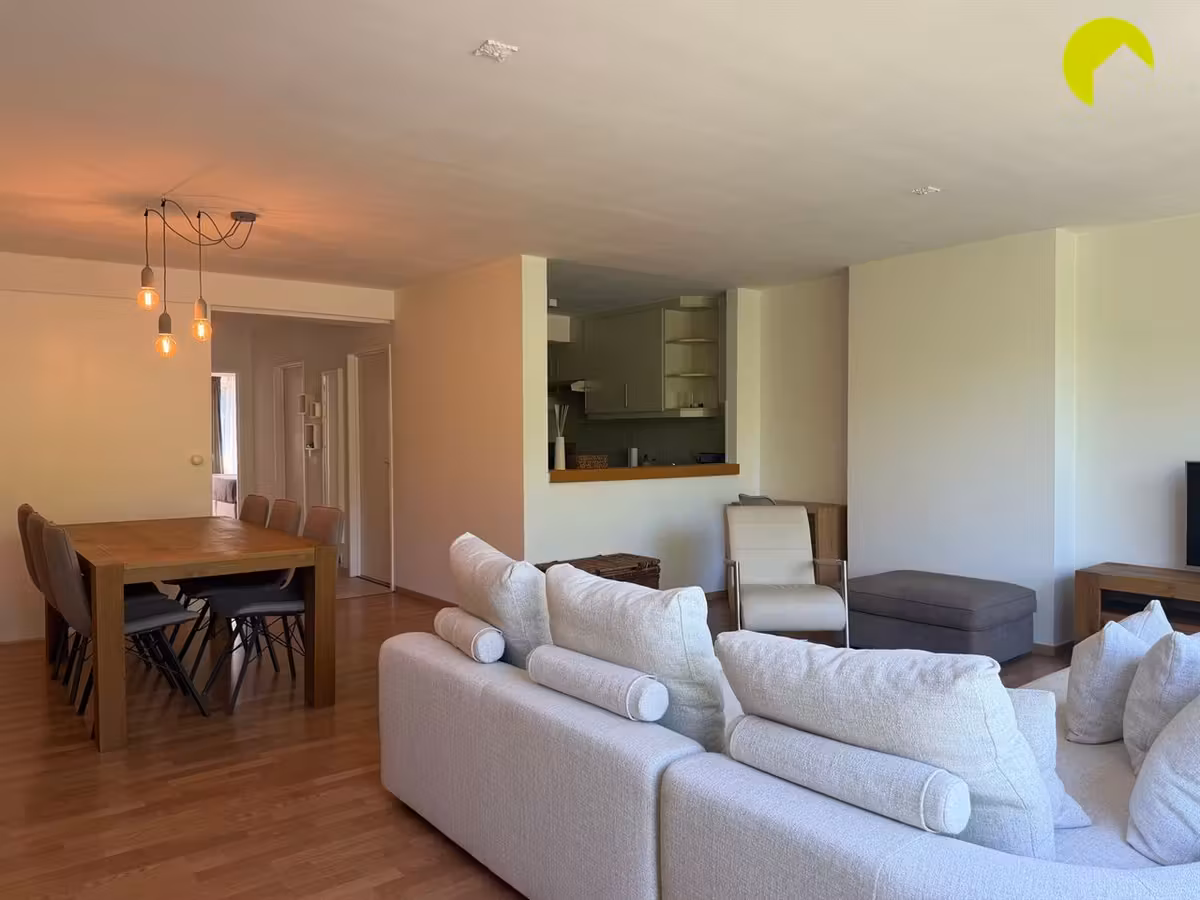 Bemeubeld 2-slaapkamerappartement nabij de Fruithoflaan - 7