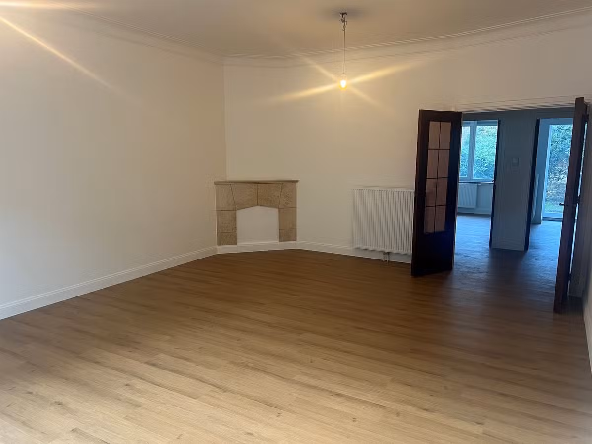 Renovated ground-floor apartment with garden - 6