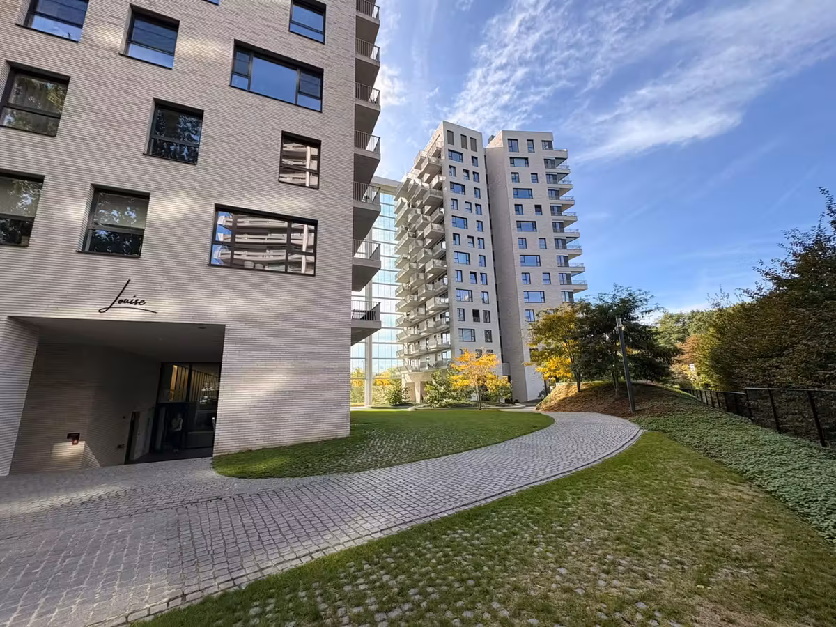 Appartement avec une chambre, bureau et terrasse - 2