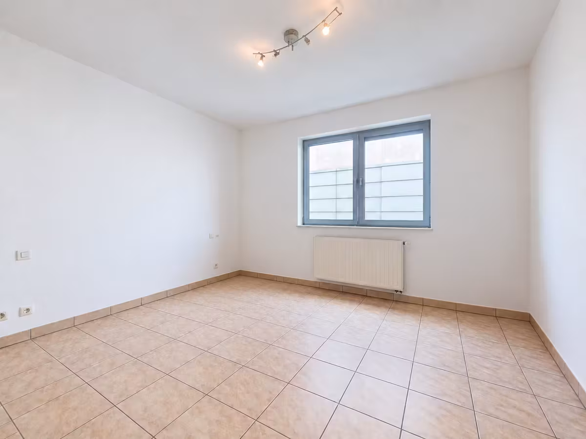 Two-bedroom apartment with terrace in Evere - 17