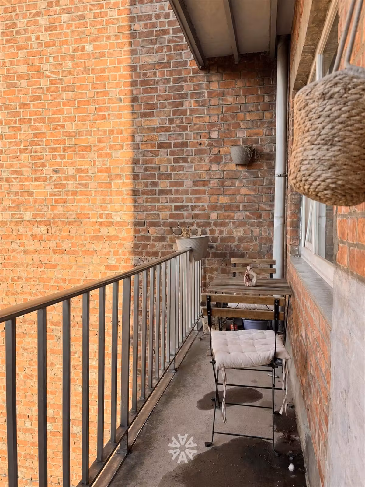 Appartement authentique de 2 chambres à louer près de la gare Saint-Pierre à Gand - 2