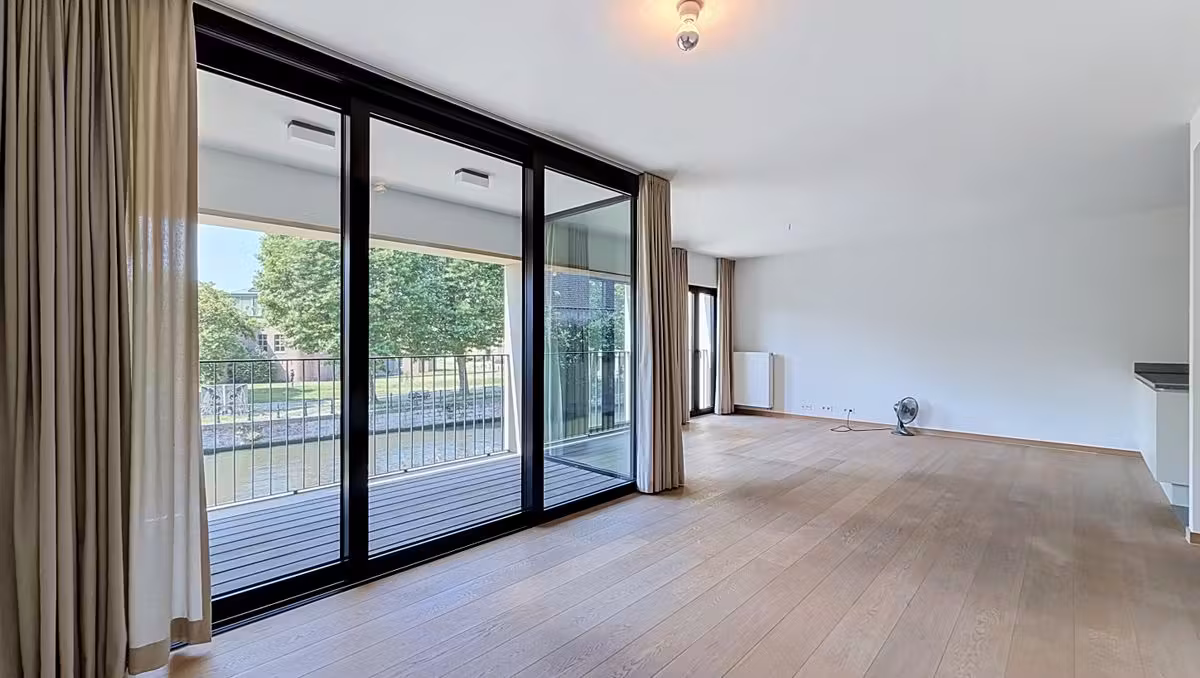 Luxueus 2 slaapkamerappartement met terras in hartje Gent