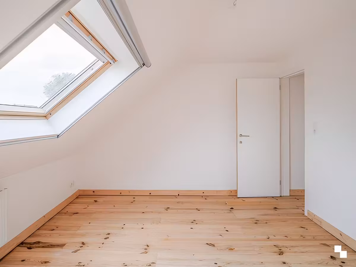 Gerenoveerde rijwoning met 3 slaapkamers - 11
