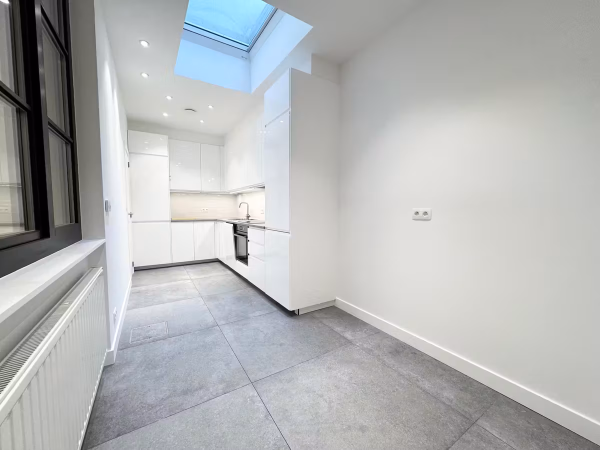 Renovated furnished apartment in Etterbeek - 2