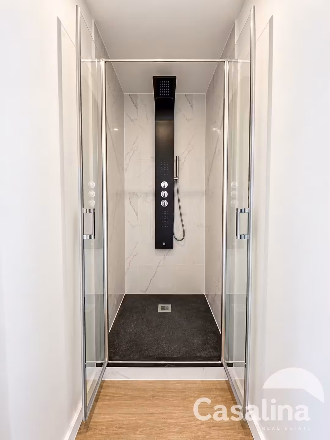 Three-bedroom duplex apartment for rent - 4