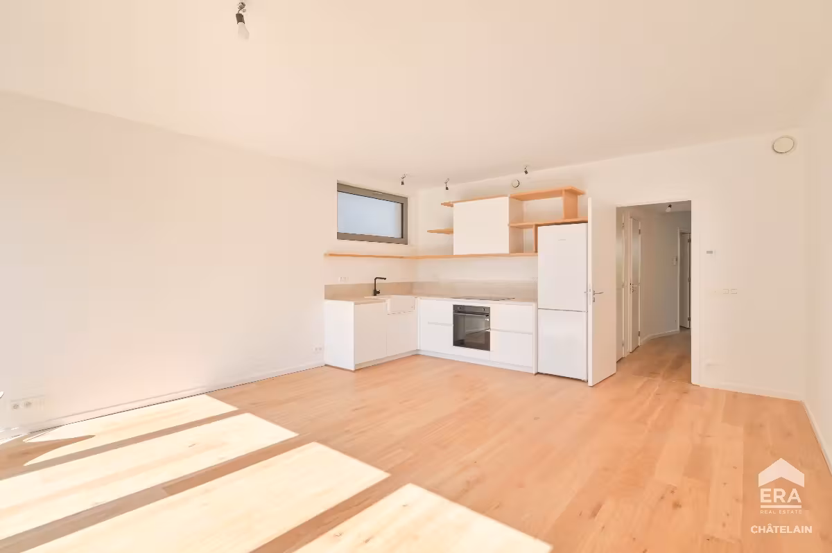 Gloednieuw appartement met tuin in Ukkel - 9