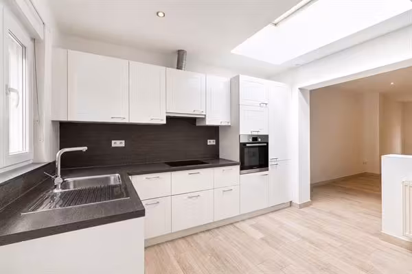 Instapklare woning met twee slaapkamers te Wilrijk - 5