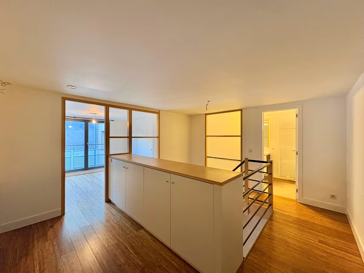 Gelijkvloerse verdieping 3 kamers te huur - 15