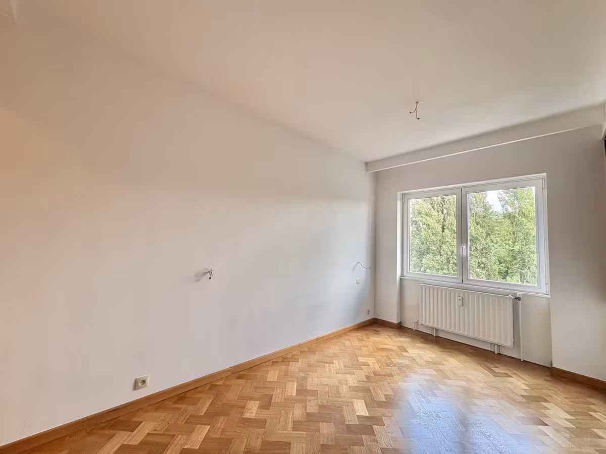 Licht Appartement Met Uitzicht Op Forest Park - 3