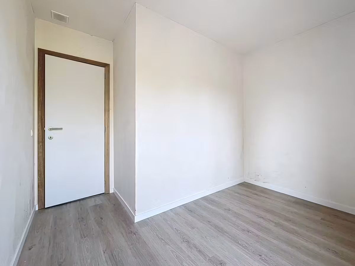 Lichtrijk 3 slaapkamer appartement te Oostakker - 11