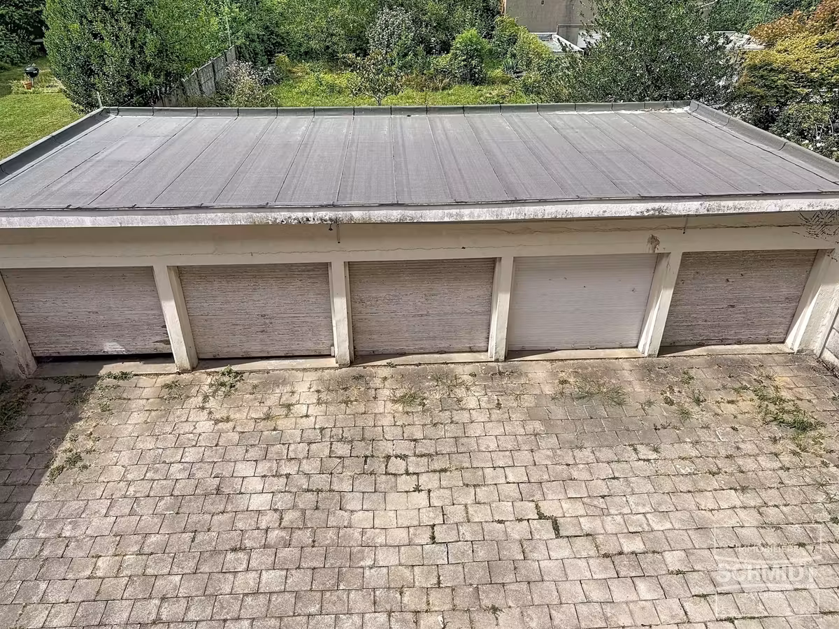 Renovated 2-bedroom apartment with garage - 19