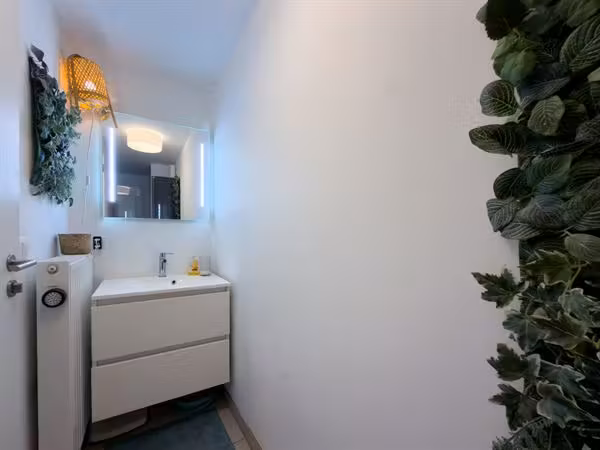 Gemeubeld appartement met panoramisch zicht op Brussel - 13
