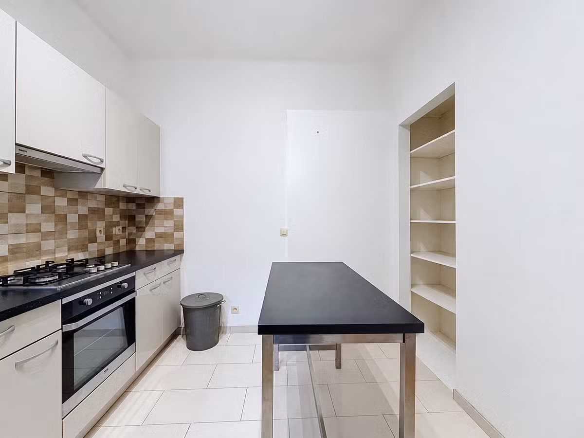 Two-bedroom apartment with terrace - 13