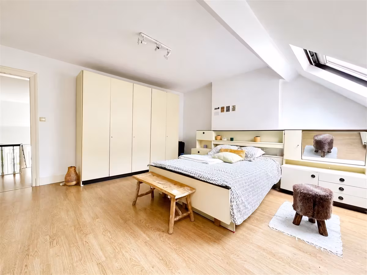 Gemeubileerde driekamerwoning met 3 slaapkamers - 6