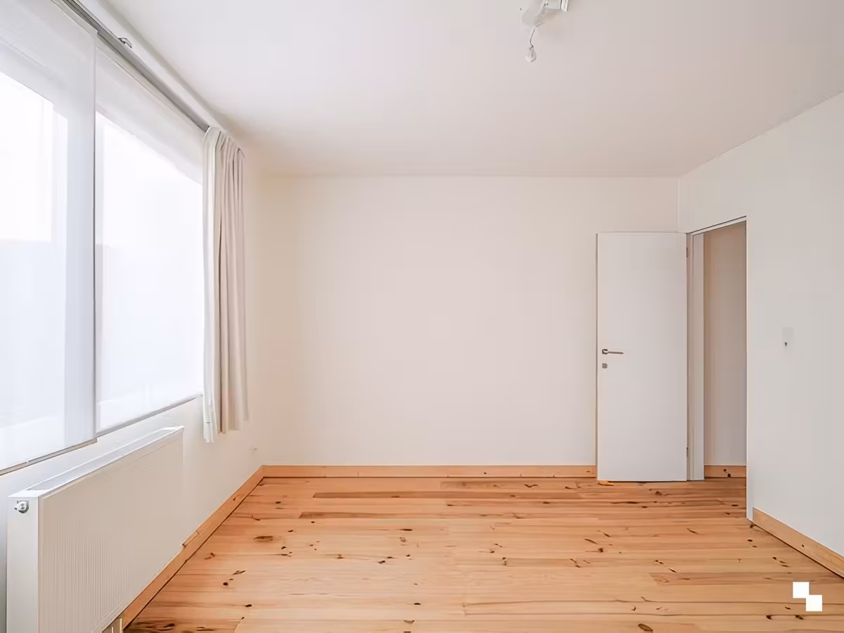 Gerenoveerde rijwoning met 3 slaapkamers - 9