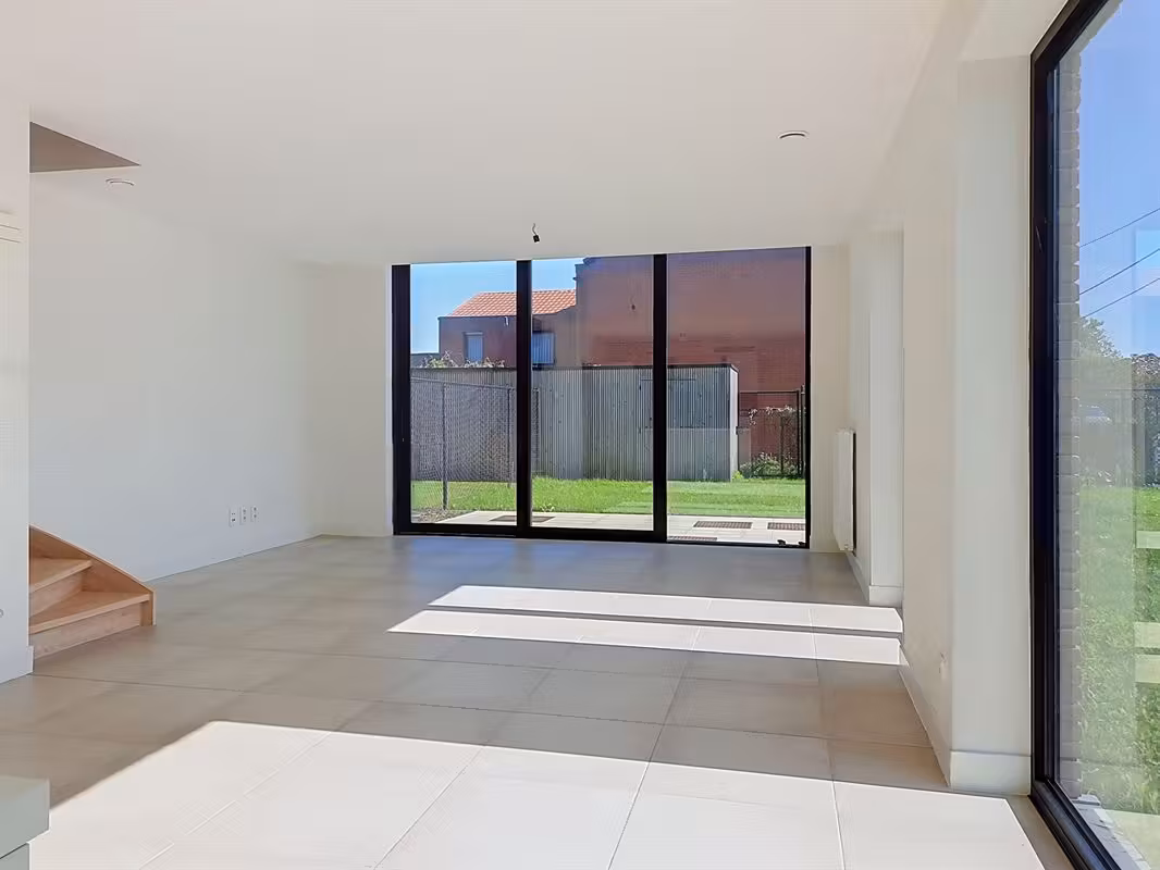 Villa de luxe neuve avec grand jardin - 4