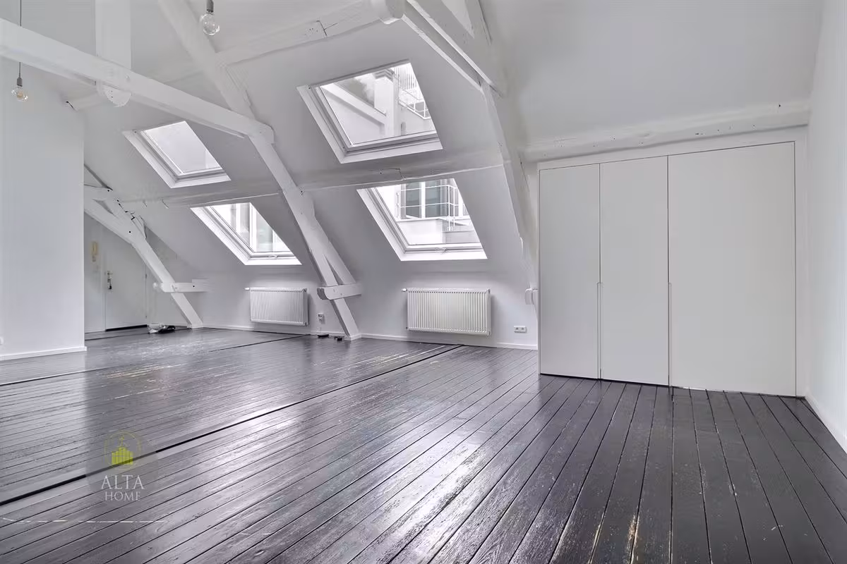 One-bedroom loft on Rue des Pierres - 6