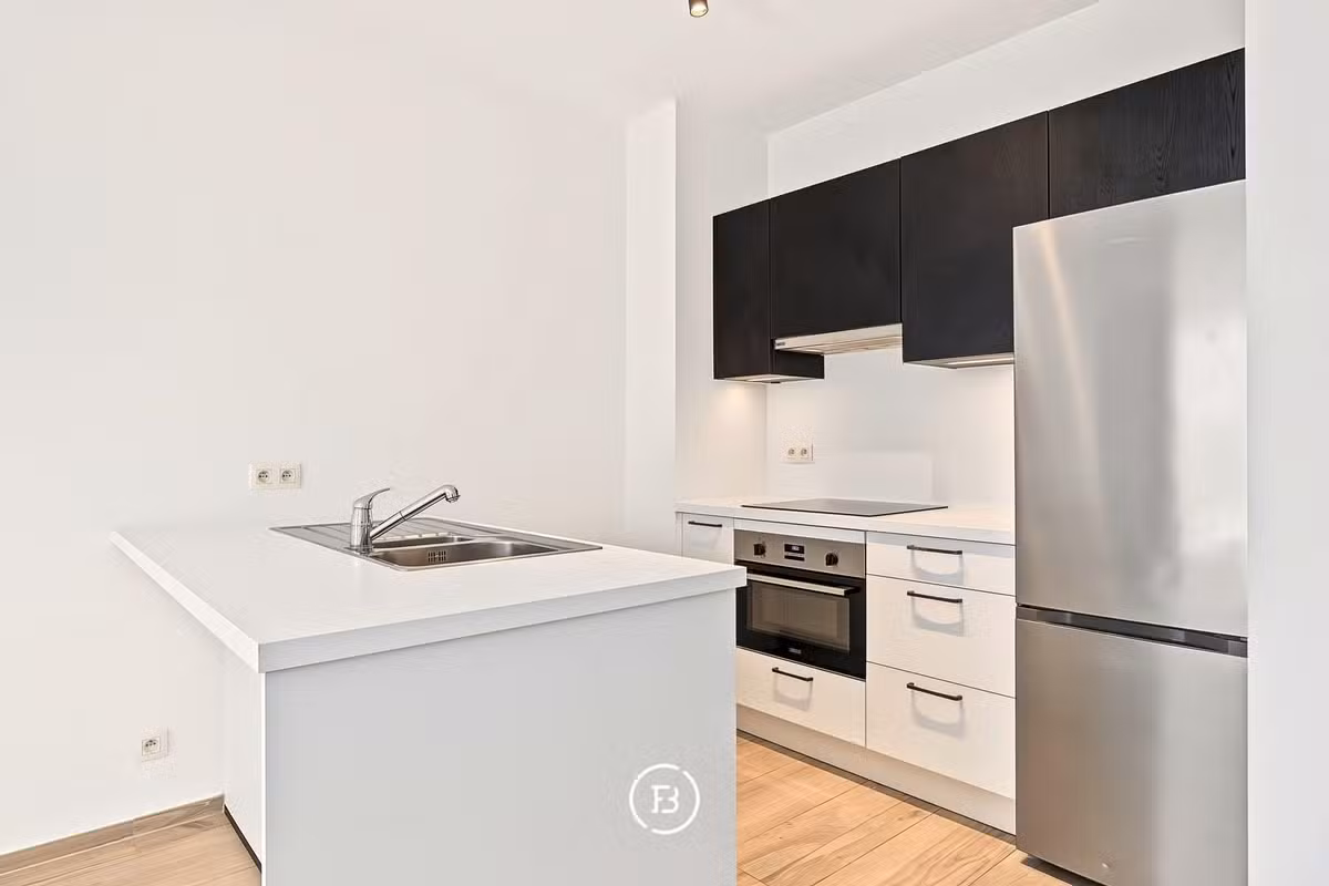 Gemeubeld appartement met terras - 3