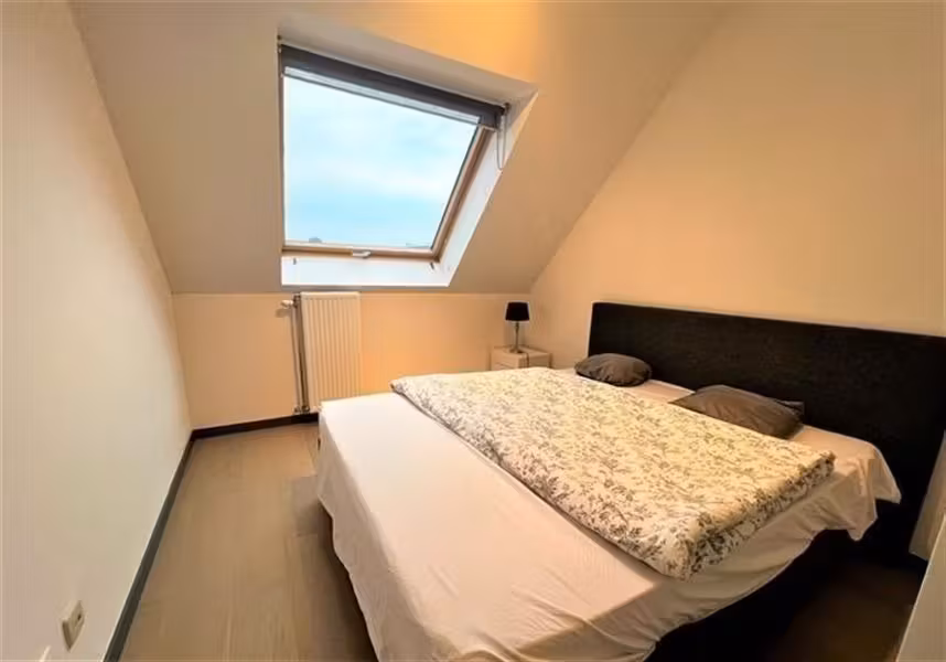 Flower District! Superb Furnished 2 Bedroom Apartment with Terrace - 6