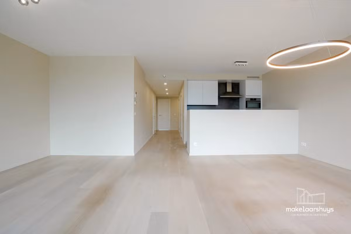 Appartement moderne avec 2 chambres à coucher et terrasse - 7