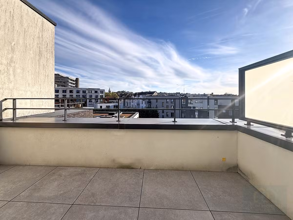 Niet gemeubileerde penthouse met terrassen in Etterbeek - 21
