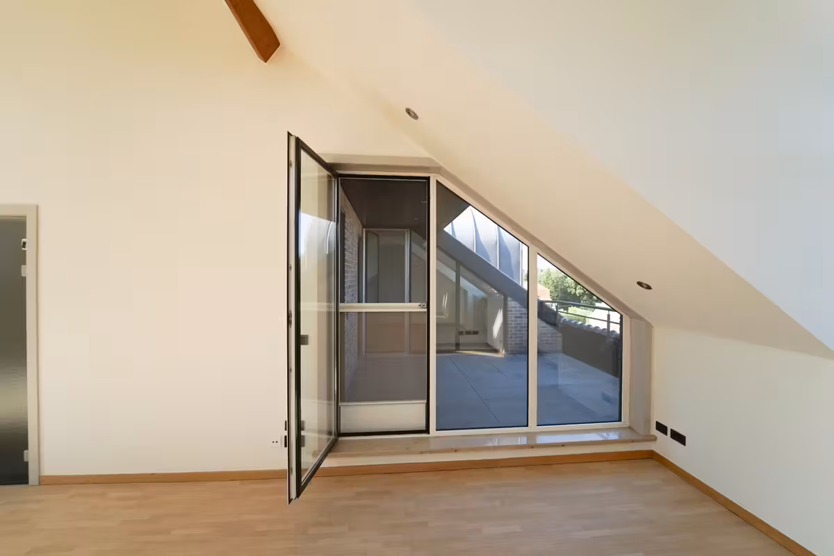 Ruim 2 slaapkamer penthouse te Zwijnaarde - 8