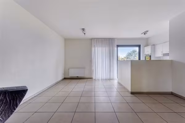 Appartement met 2 slaapkamers, balkon + parking - 4