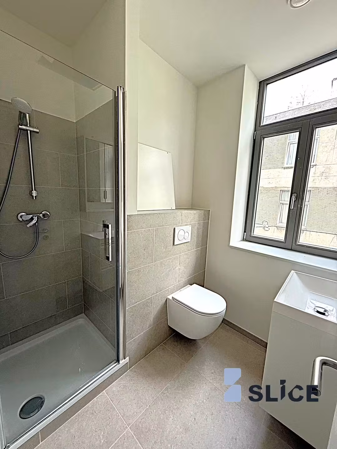 Modern appartement in Saint-Josse-ten-Noode - 5