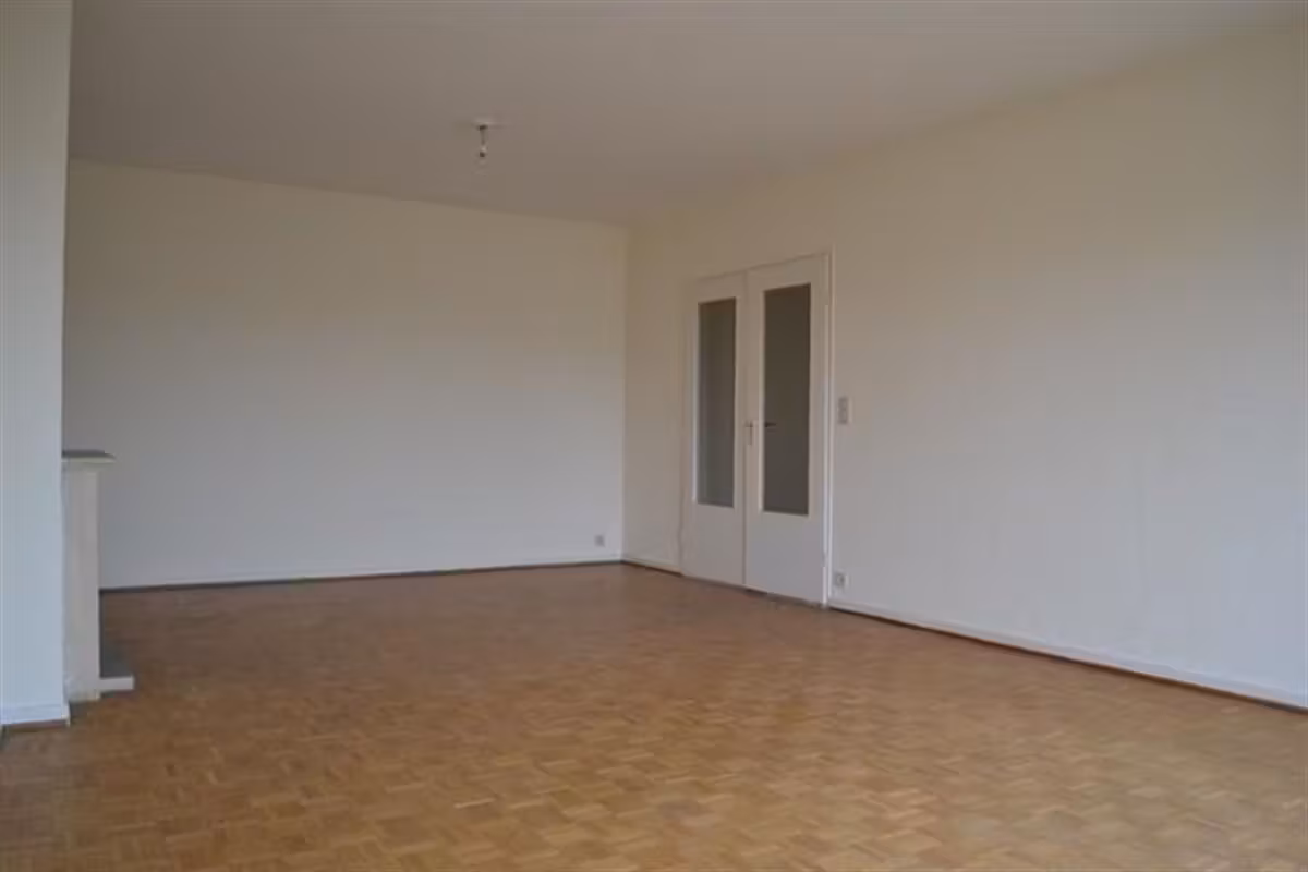 Appartement op de 10de verdieping met zicht op Square Marie Louise - 9