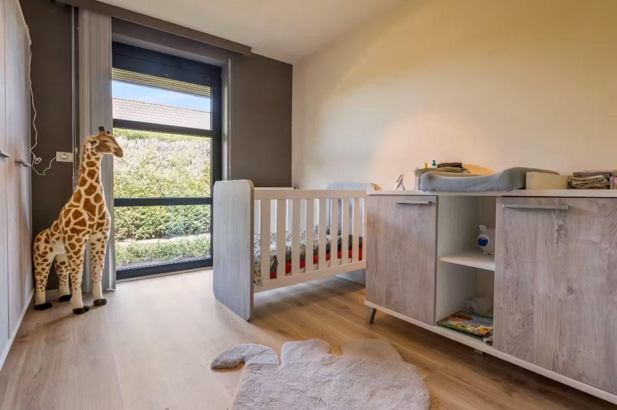 Ruime instapklare gezinswoning met tuin te huur in Oostakker - 10