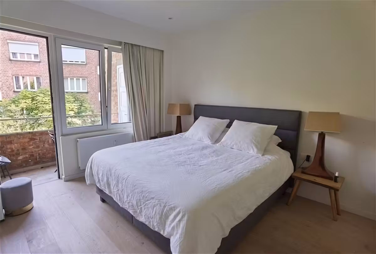 Renovated apartment with terraces in Ixelles - 4