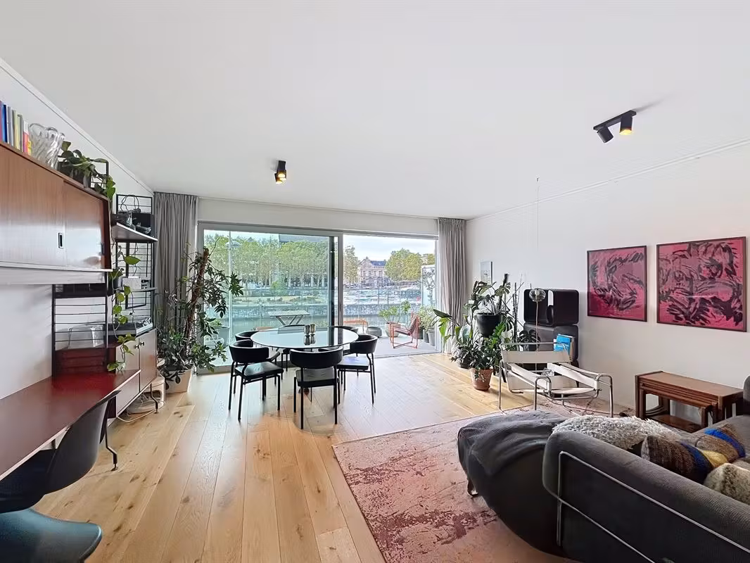 Apartment in Brussels with canal view - 6