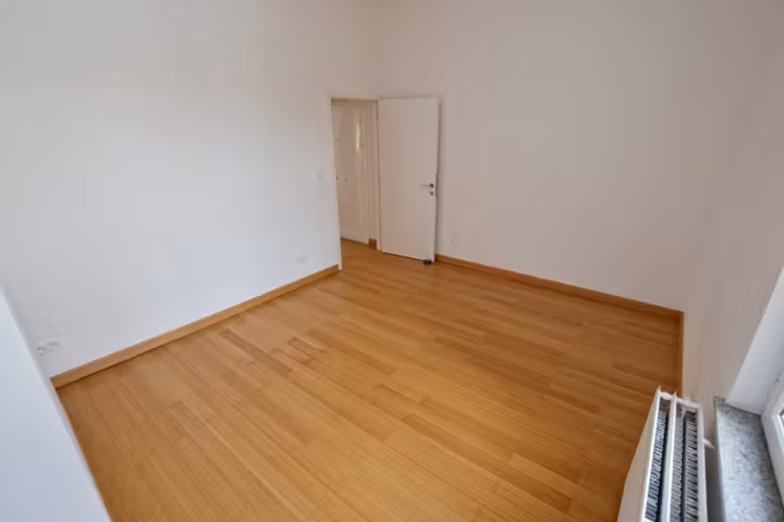 Bel appartement rénové proche de la Place Louise - 4