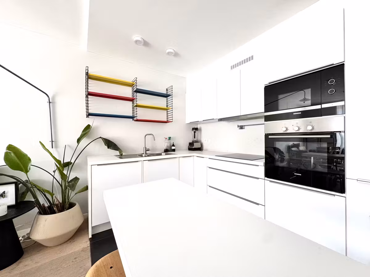 Furnished apartment with terrace near the European Quarter - 3