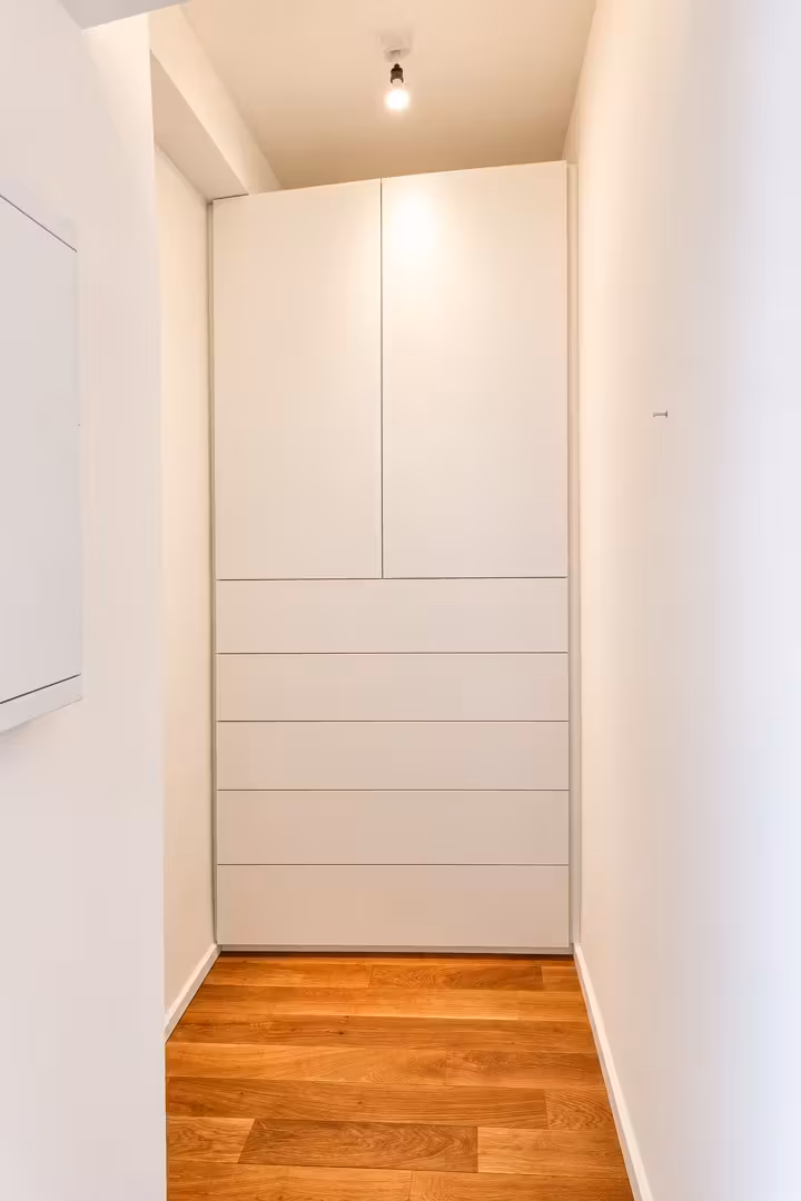 Spacious 2-bedroom flat with study area on Avenue de la... - 5