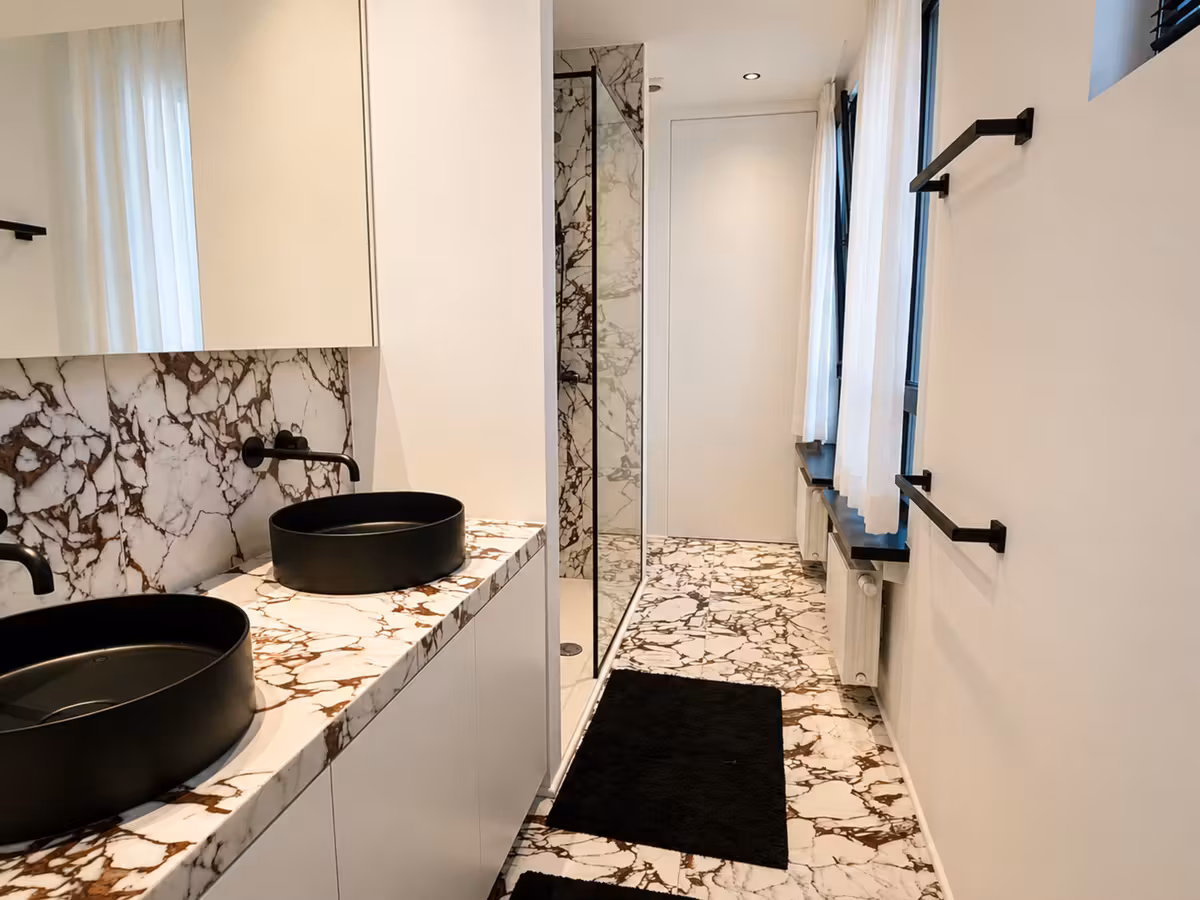Gemeubeld appartement met 2 slaapkamers aan de Melkmarkt - 6