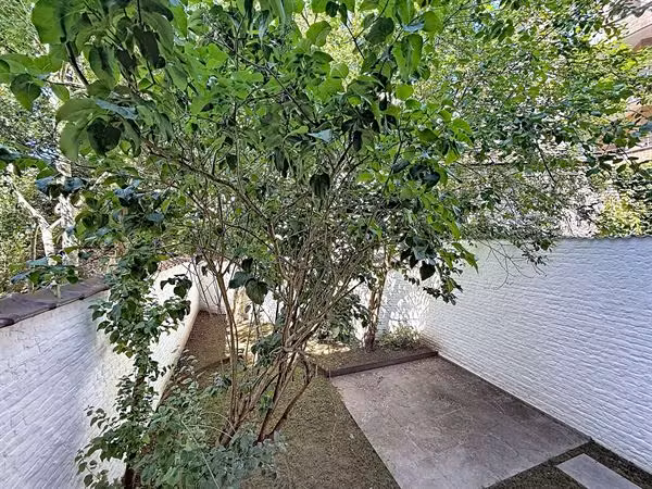 Duplex appartement met tuin in Châtelain - 9