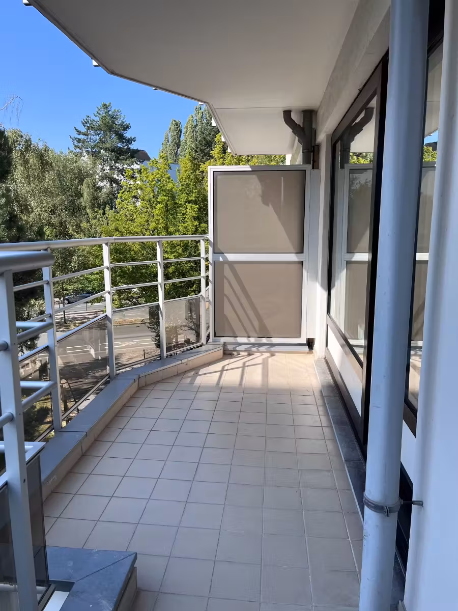 Appartement rénové avec terrasse à Woluwe-Saint-Lambert - 9