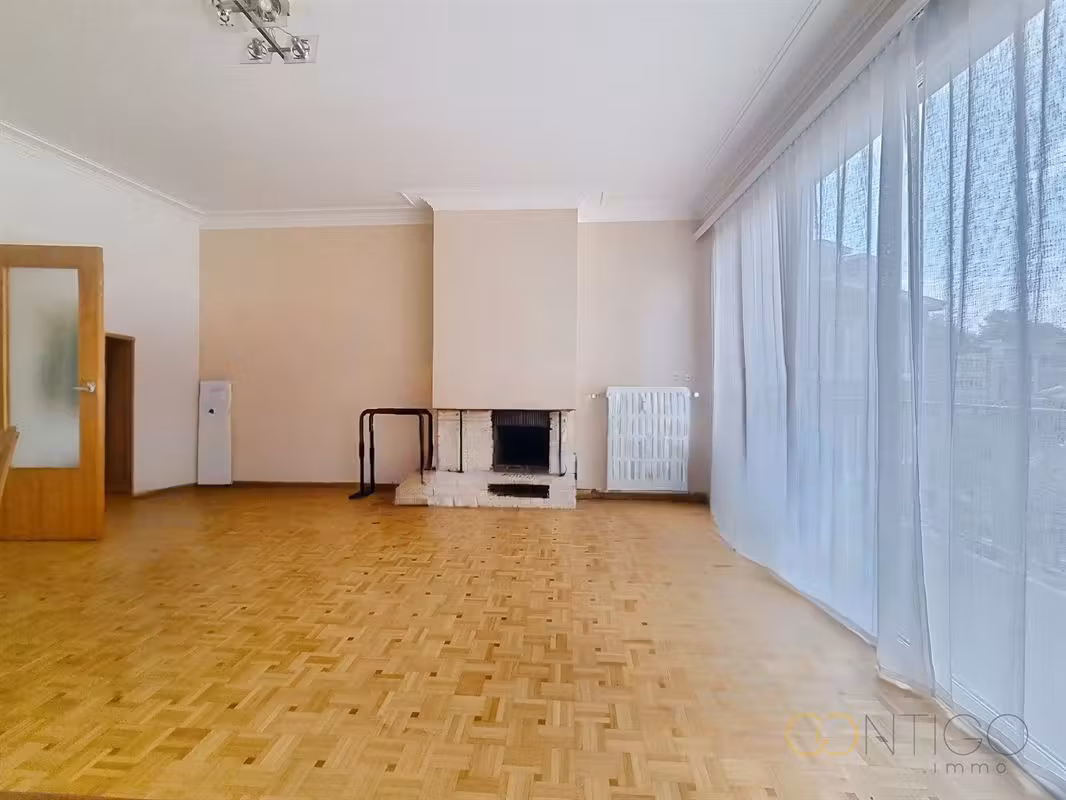Two-bedroom apartment with balconies - 7