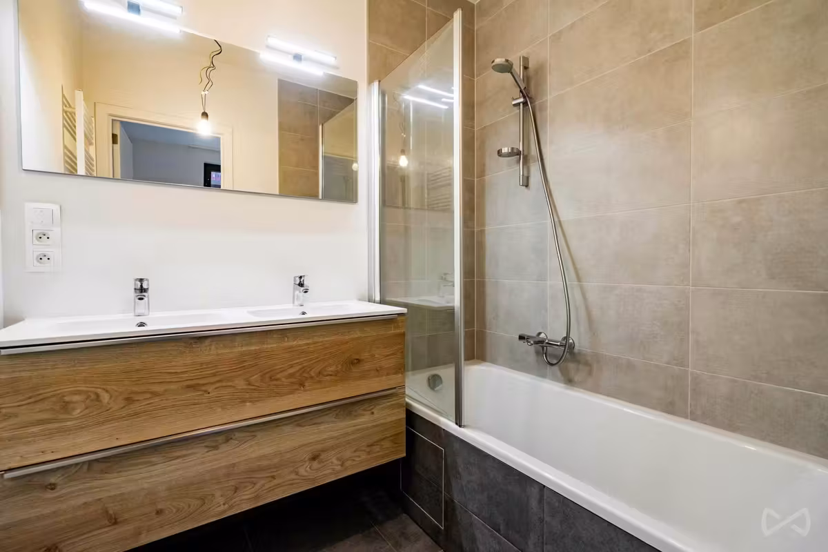 Three-bedroom apartment in Anderlecht - 12