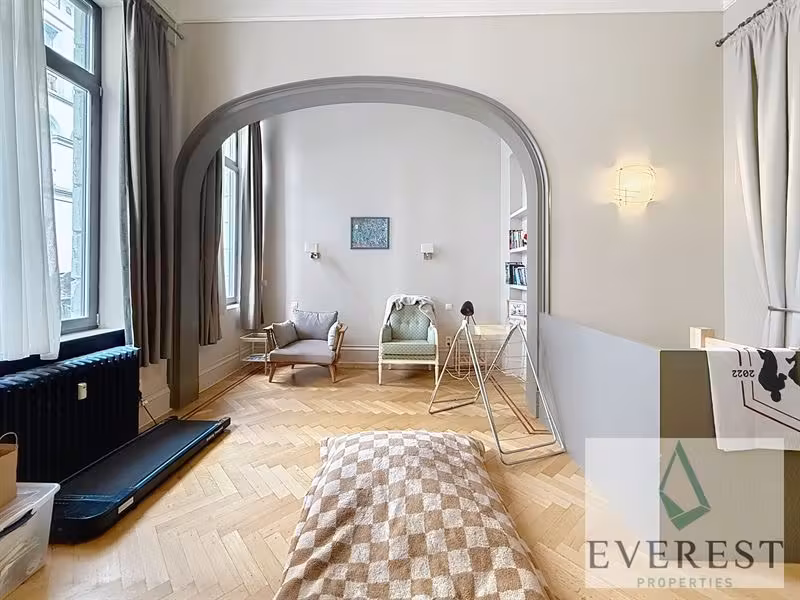 Near Place du Luxembourg, magnificent 3 bedroom apartment with terrace & garden - 16
