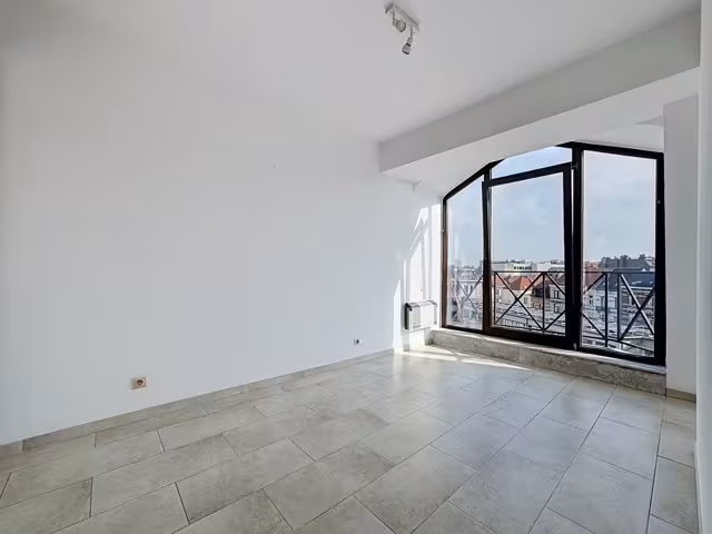 Apartment on Rue des Eburons in Brussels - 9