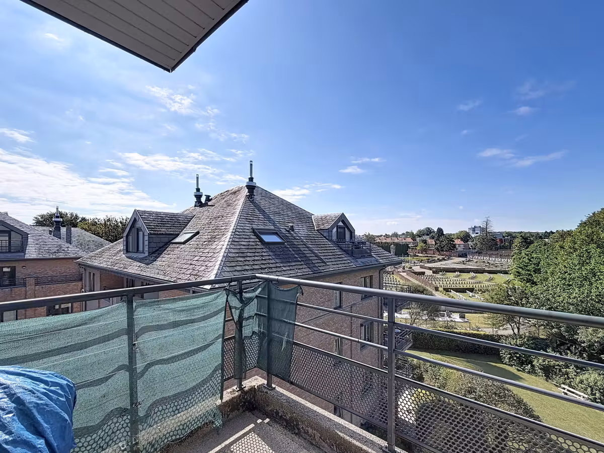 Two-bedroom apartment with terrace and parking - 12
