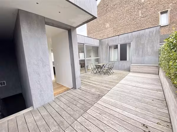 Designer furnished apartment in perfect condition - 2